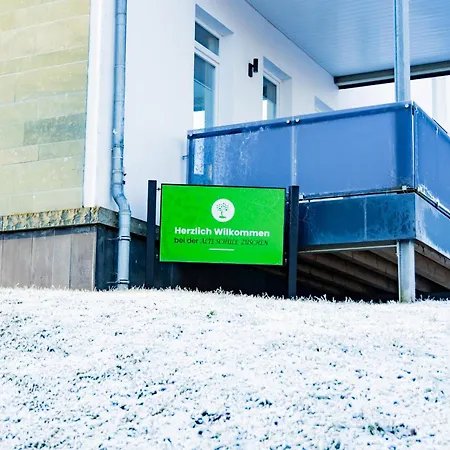 Luxury In Der Alten Schule Apartament