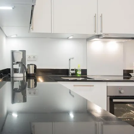 Luxury In Der Alten Schule